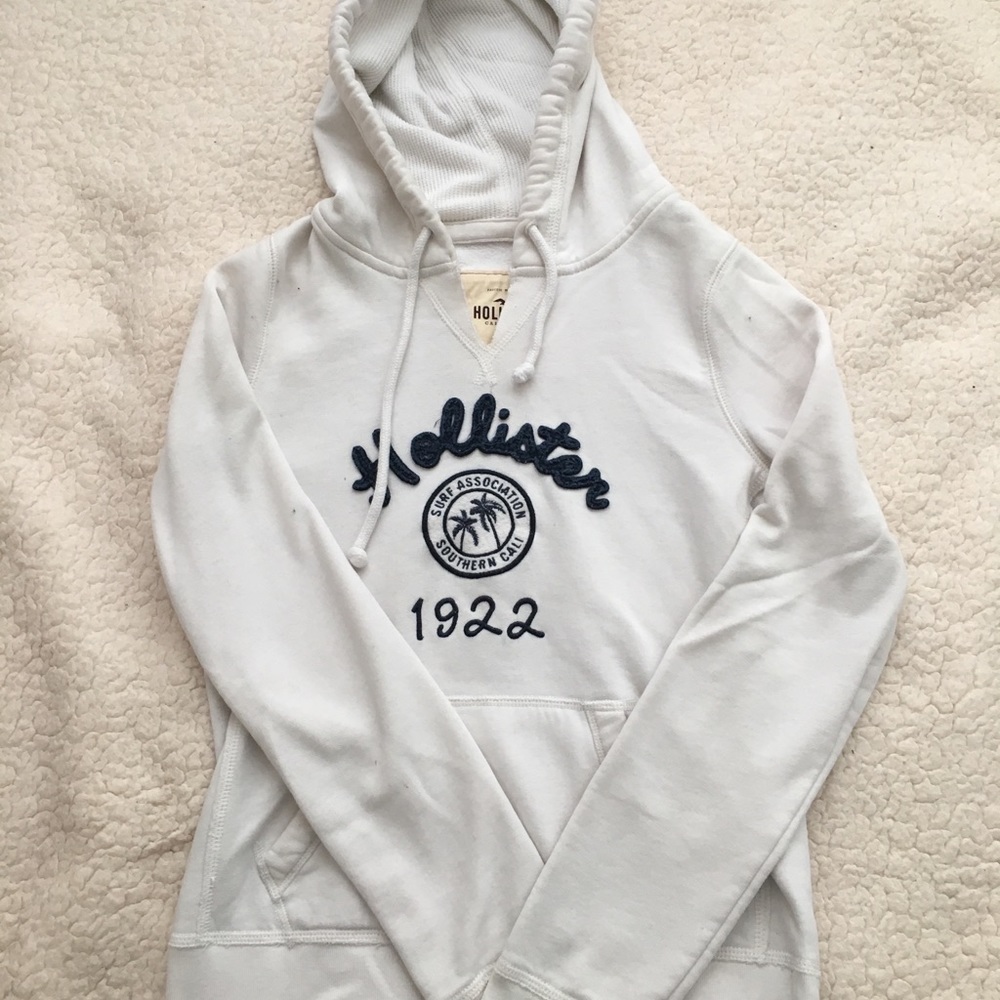 Hollister pullover hoodie